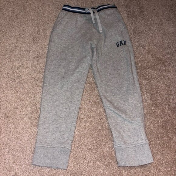 Gap Kids Other - Gap Kids grey boy joggers blue trim drawstring size small 6/7